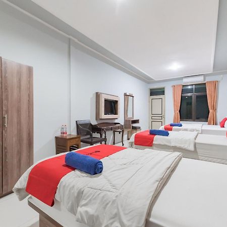 Reddoorz Resort Premium @ Sangkan Hurip Kuningan Eksteriør billede