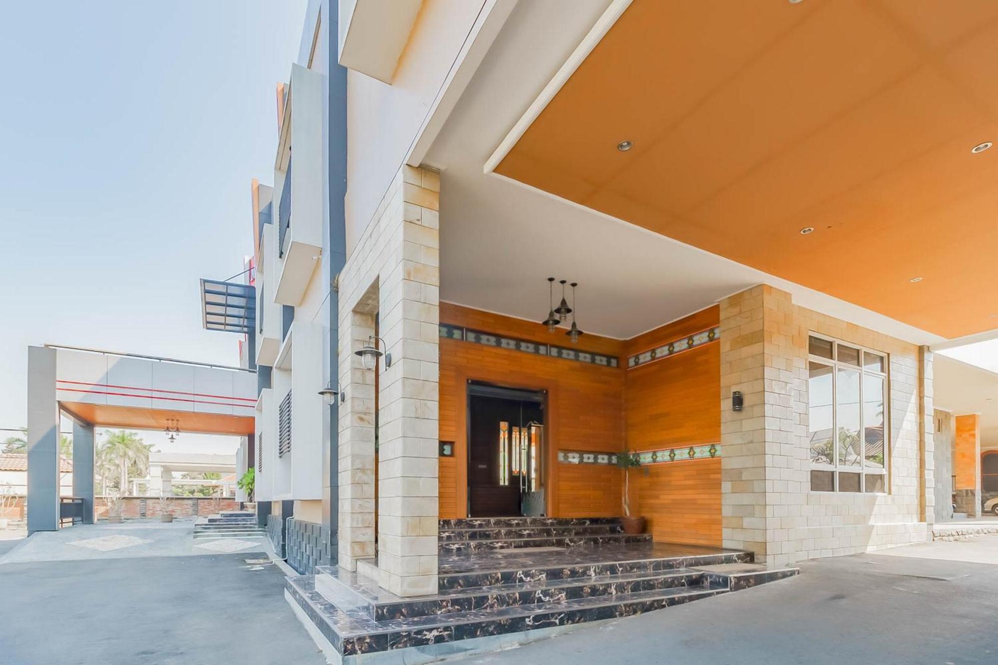 Reddoorz Resort Premium @ Sangkan Hurip Kuningan Eksteriør billede