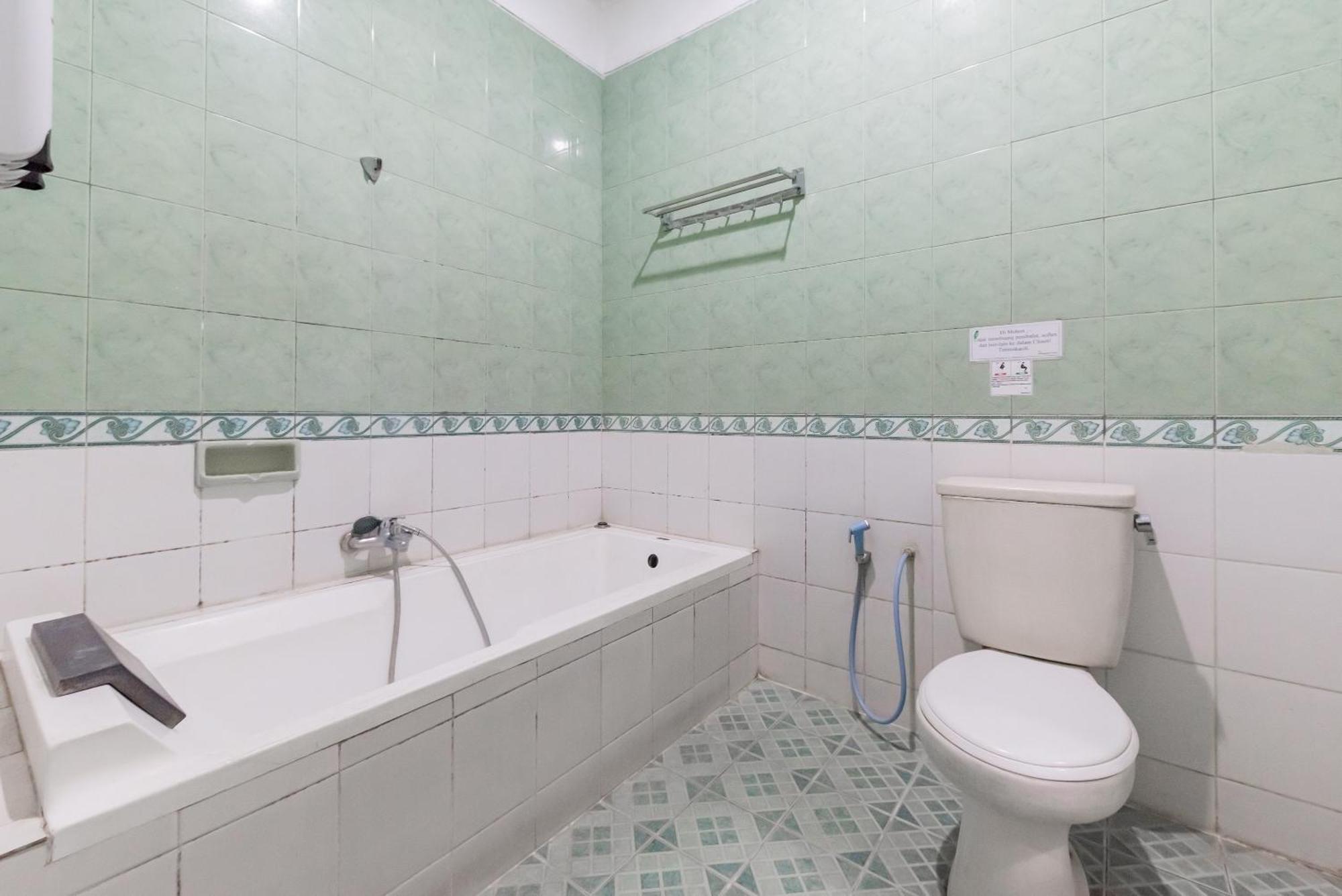 Reddoorz Resort Premium @ Sangkan Hurip Kuningan Eksteriør billede