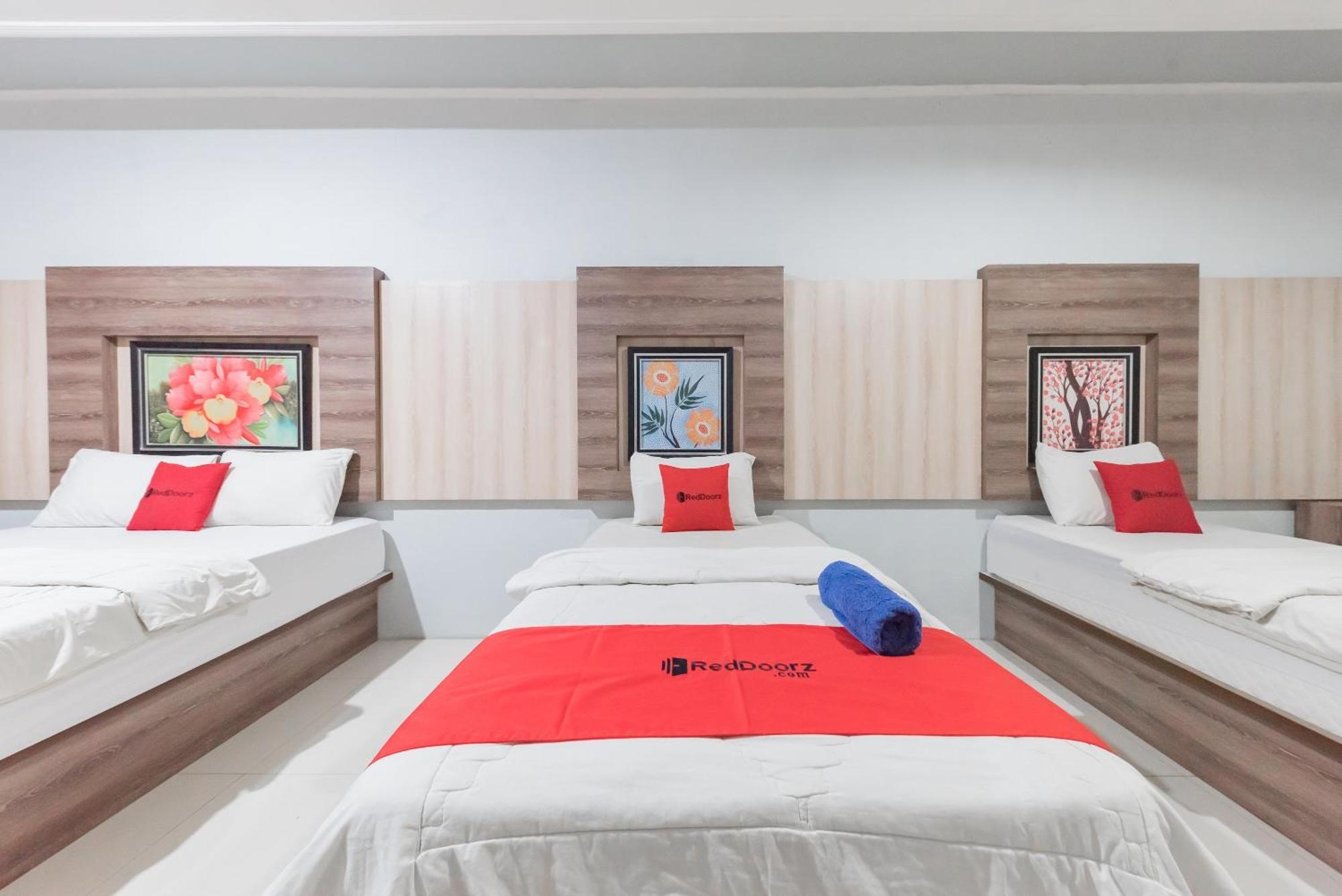 Reddoorz Resort Premium @ Sangkan Hurip Kuningan Eksteriør billede