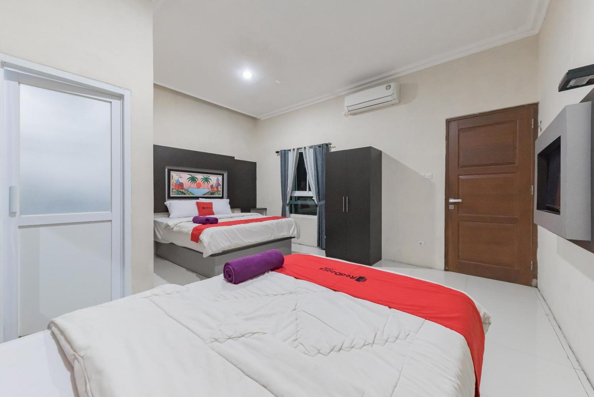 Reddoorz Resort Premium @ Sangkan Hurip Kuningan Eksteriør billede