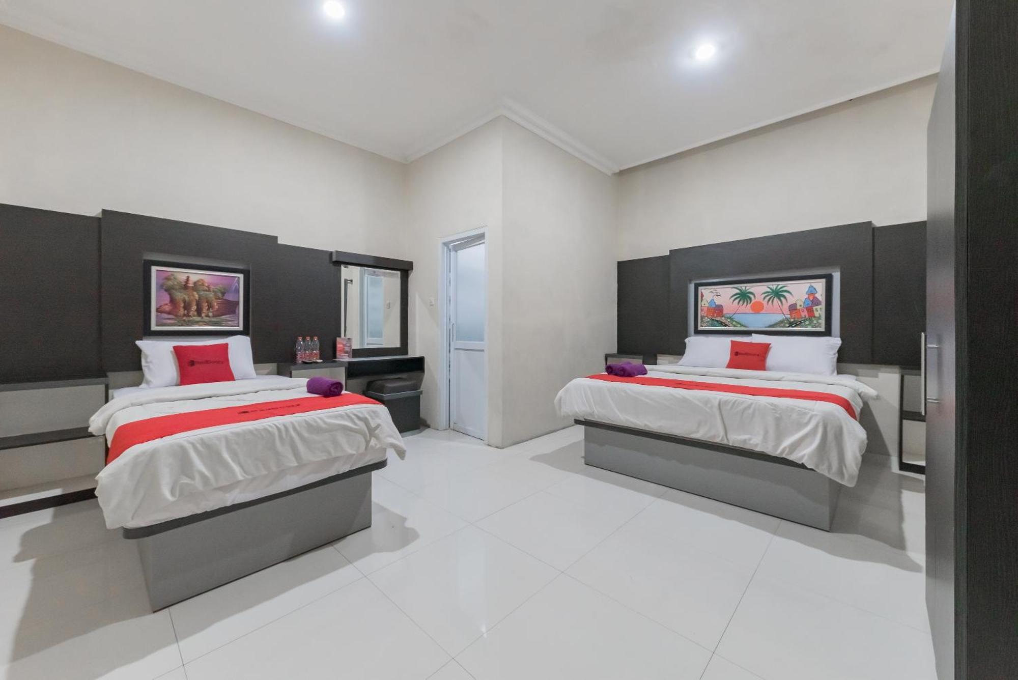 Reddoorz Resort Premium @ Sangkan Hurip Kuningan Eksteriør billede