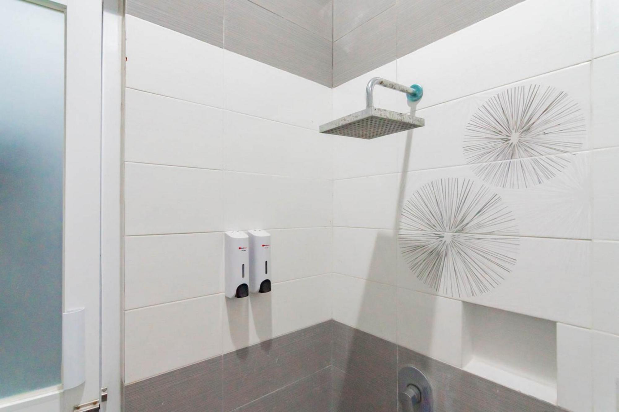 Reddoorz Resort Premium @ Sangkan Hurip Kuningan Eksteriør billede