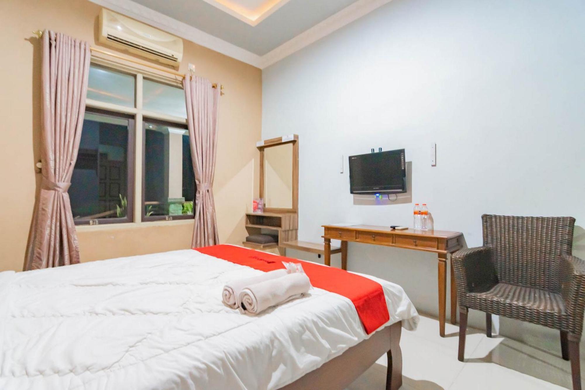 Reddoorz Resort Premium @ Sangkan Hurip Kuningan Eksteriør billede